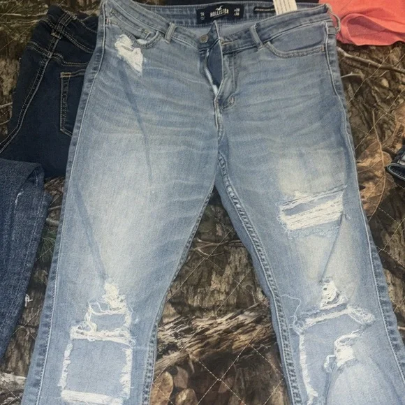 3 Jean bundle!! - Picture 4 of 5